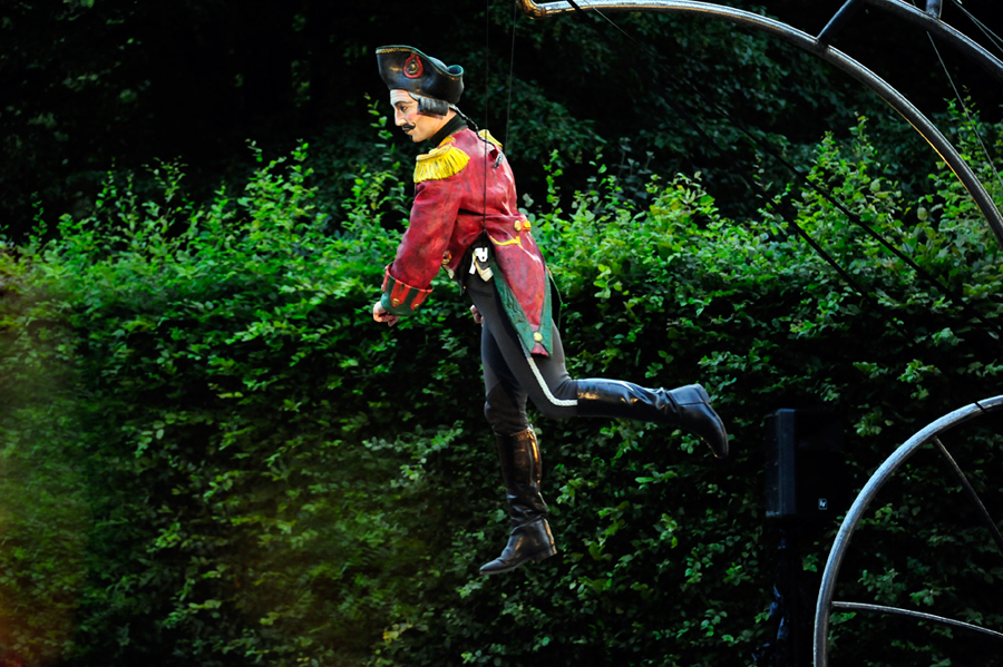 492182-KF-20110721-Do-cMahramzadeh