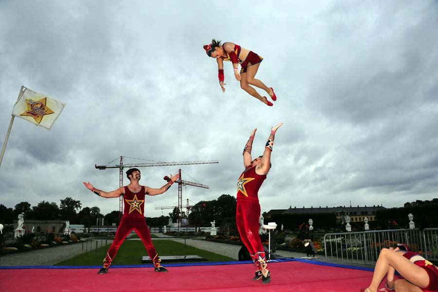 502192-KF-20110722-Fr-cMahramzadeh