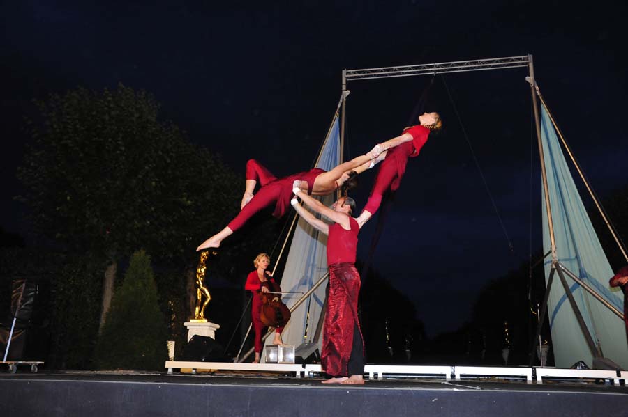 503077-KF-20110722-Fr-cMahramzadeh