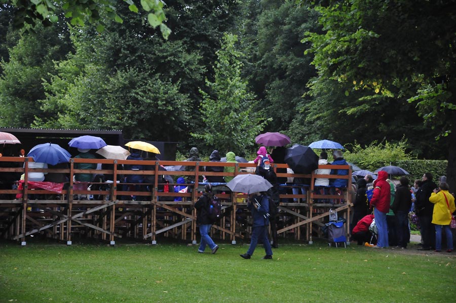 530737-KF-20110731-So-cMahramzadeh