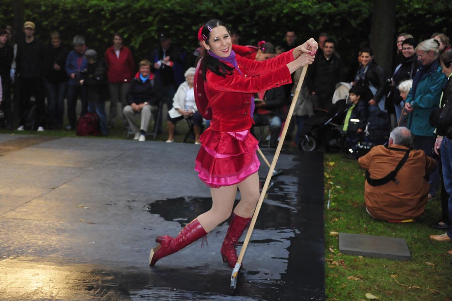 530842-KF-20110731-So-cMahramzadeh