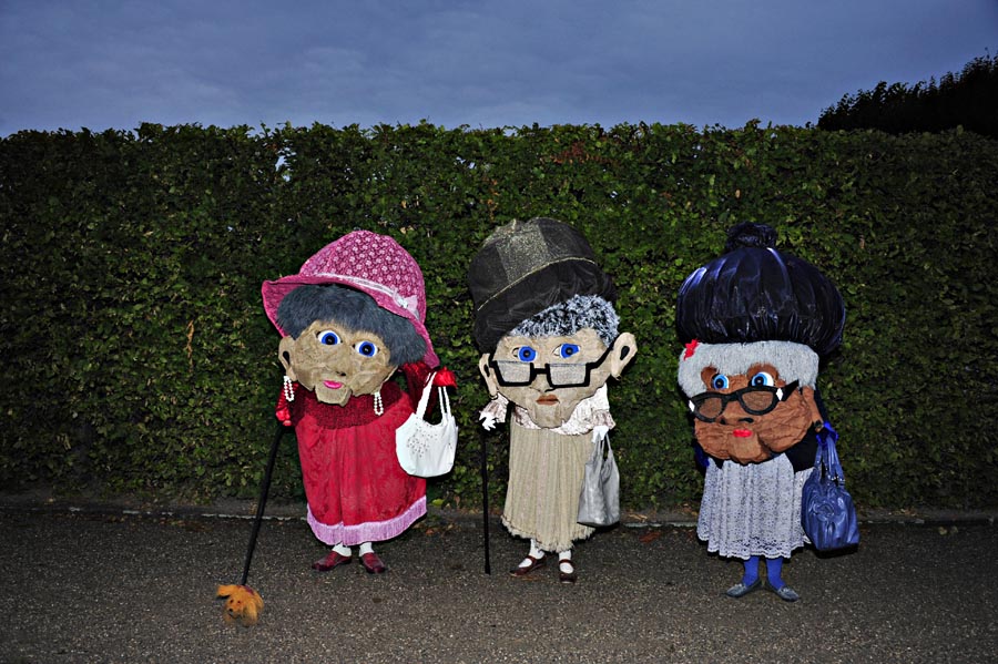 532577-KF-20110731-So-cMahramzadeh