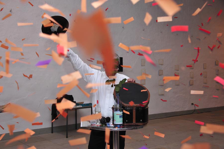 532887-KF-20110731-So-cMahramzadeh