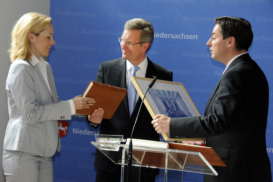 28030-BP-Wulff-in-Hannover-20110518-cMahramzadeh