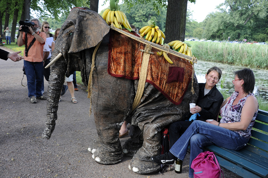 448302-KF-20110712-Di-cMahramzadeh