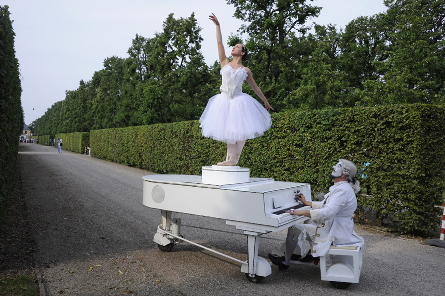 448537-KF-20110712-Di-cMahramzadeh