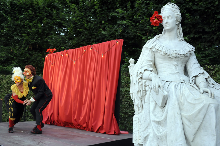 454352-KF-20110712-Di-cMahramzadeh