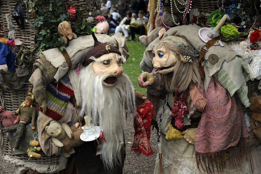 456557-KF-20110713-Mi-cMahramzadeh