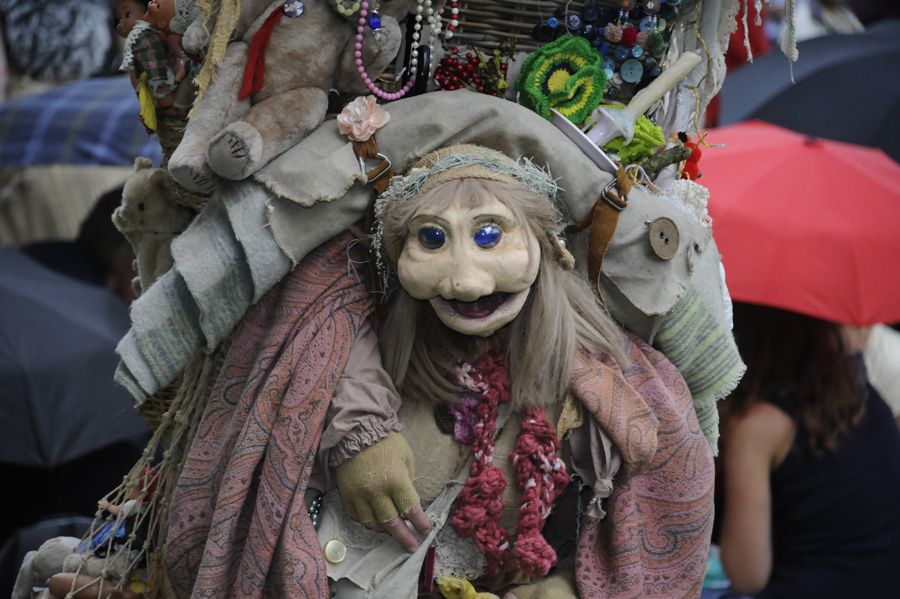 456827-KF-20110713-Mi-cMahramzadeh