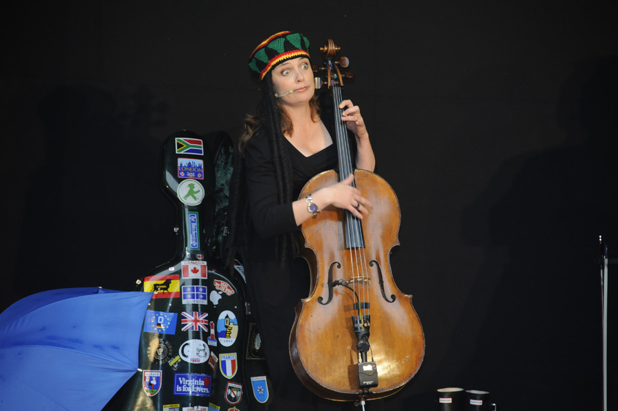 457347-KF-20110713-Mi-cMahramzadeh