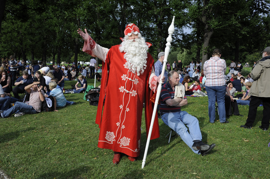 472337-KF-20110716-Sa-cMahramzadeh