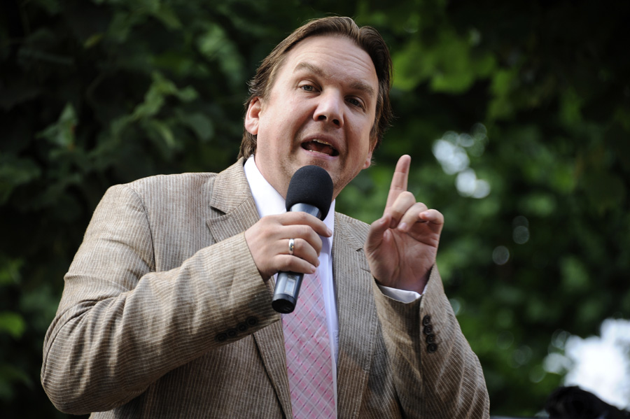 472852-KF-20110716-Sa-cMahramzadeh