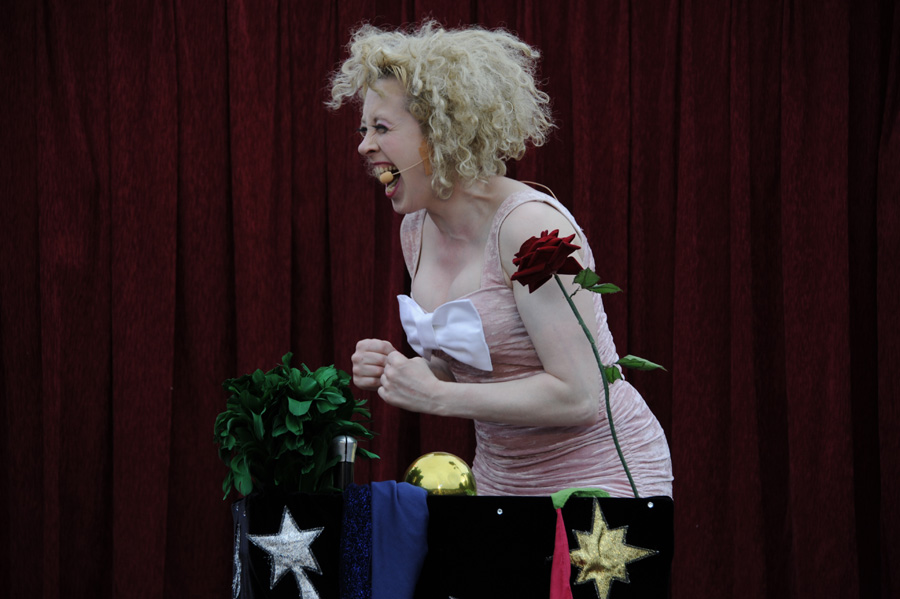 475712-KF-20110716-Sa-cMahramzadeh