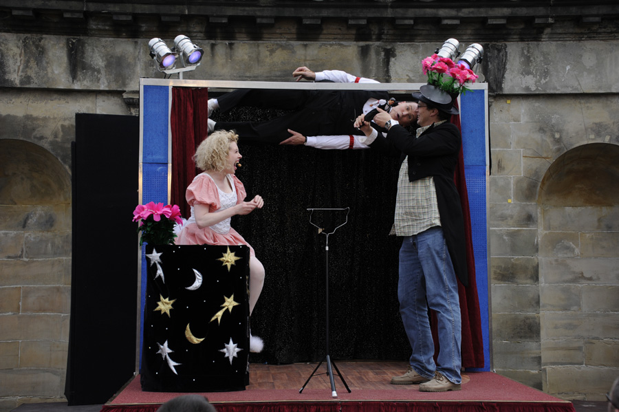 476312-KF-20110716-Sa-cMahramzadeh