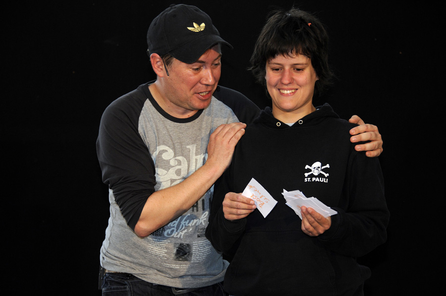 476777-KF-20110716-Sa-cMahramzadeh