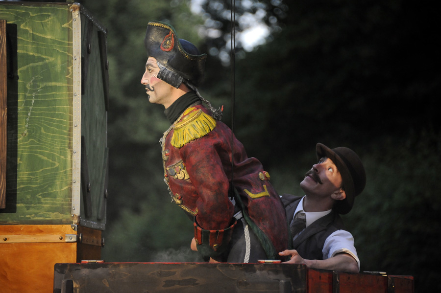 480532-KF-20110717-So-cMahramzadeh