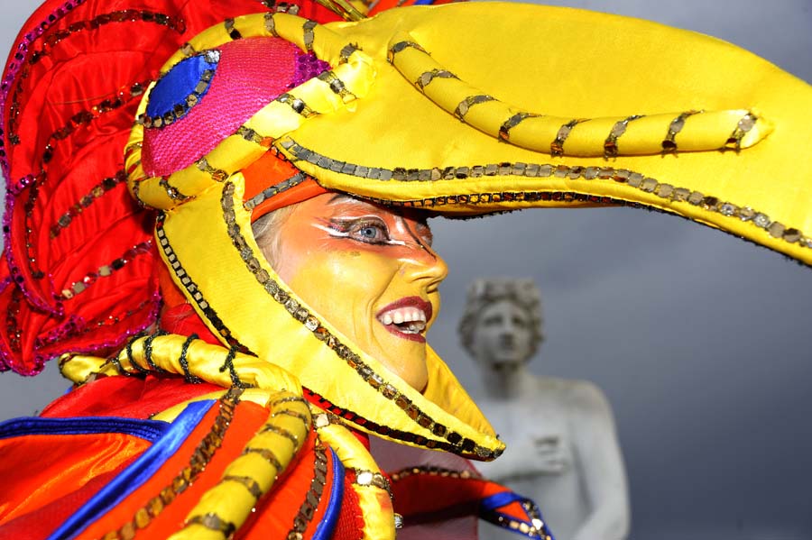 552697-Spanien-Feuerwerk-20110827-cMahramzadeh