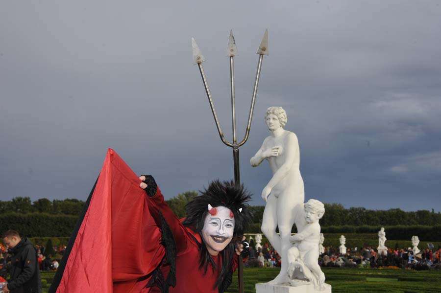 553542-Spanien-Feuerwerk-20110827-cMahramzadeh