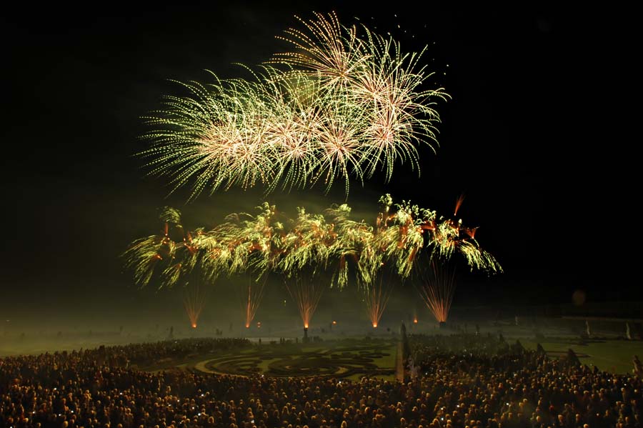 555202-Spanien-Feuerwerk-20110827-cMahramzadeh