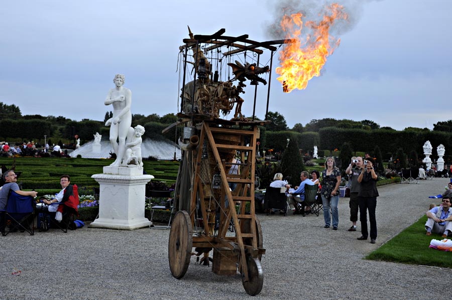 568936-Feuerwerk-Oesterreich-20110910-cMahramzadeh