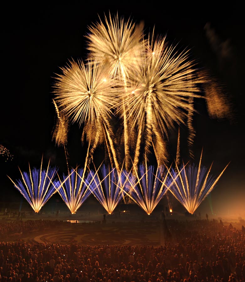 569332-Feuerwerk-Oesterreich-20110910-cMahramzadeh