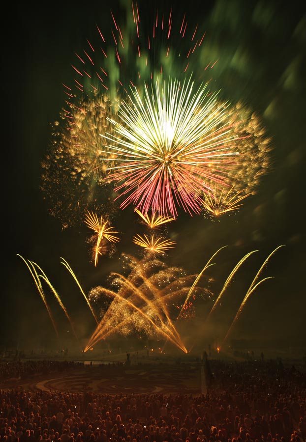 569467-Feuerwerk-Oesterreich-20110910-cMahramzadeh