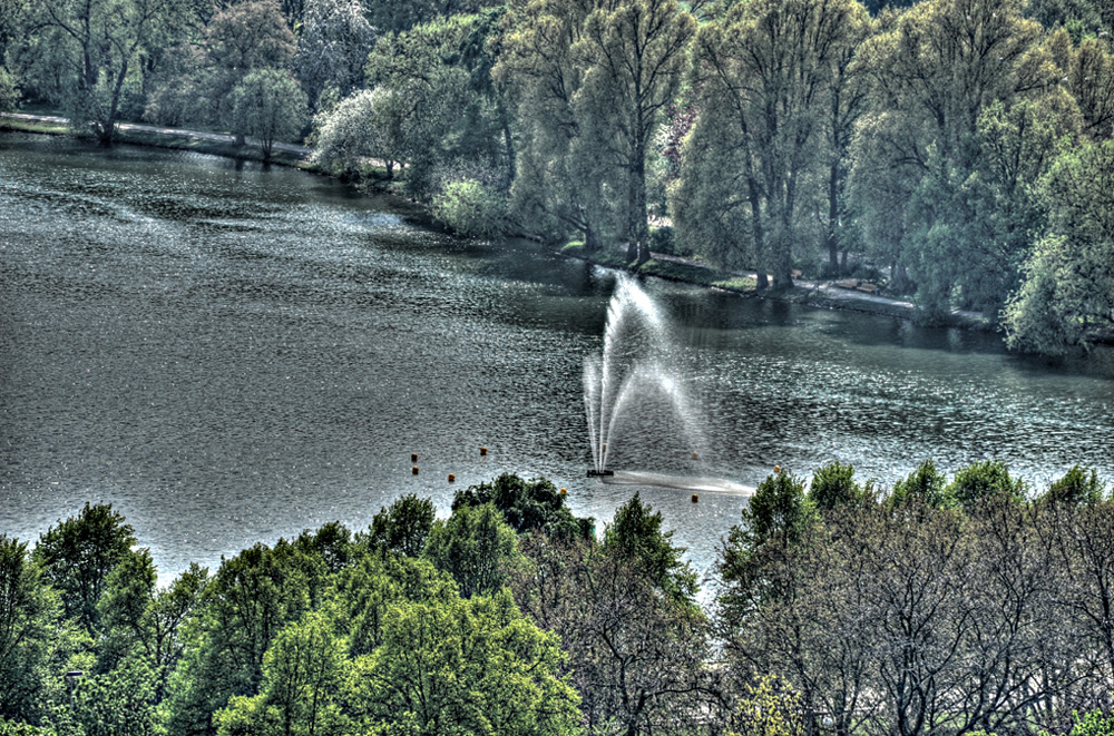 HDR-Rathaus-Turm-20110421-cMahramzadeh-08910_15_20-Fontaine