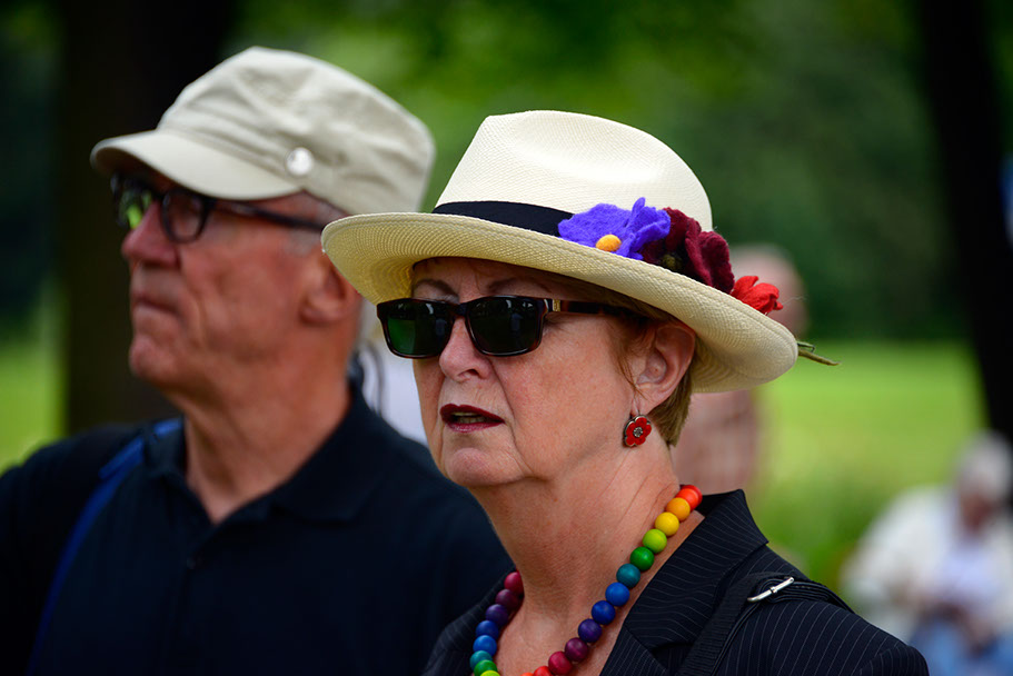 KF-34895-120710-cMahramzadeh