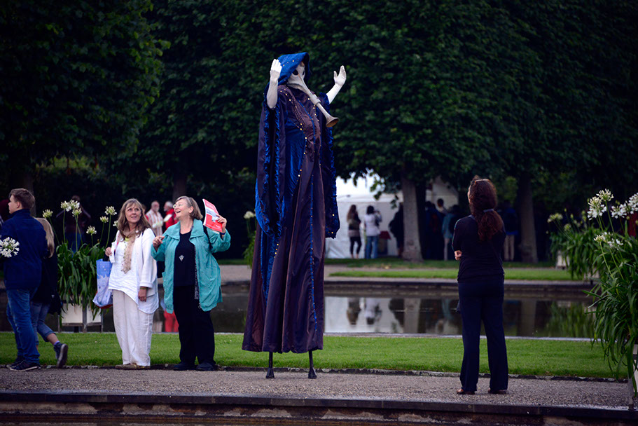 KF-36880-120710-cMahramzadeh