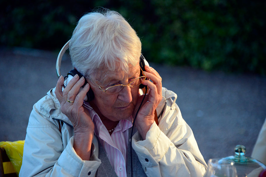 KF-37405-120710-cMahramzadeh