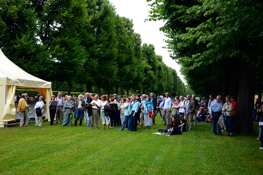 KF-35265-120710-cMahramzadeh