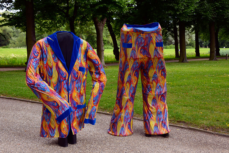 KF-34680-120710-cMahramzadeh