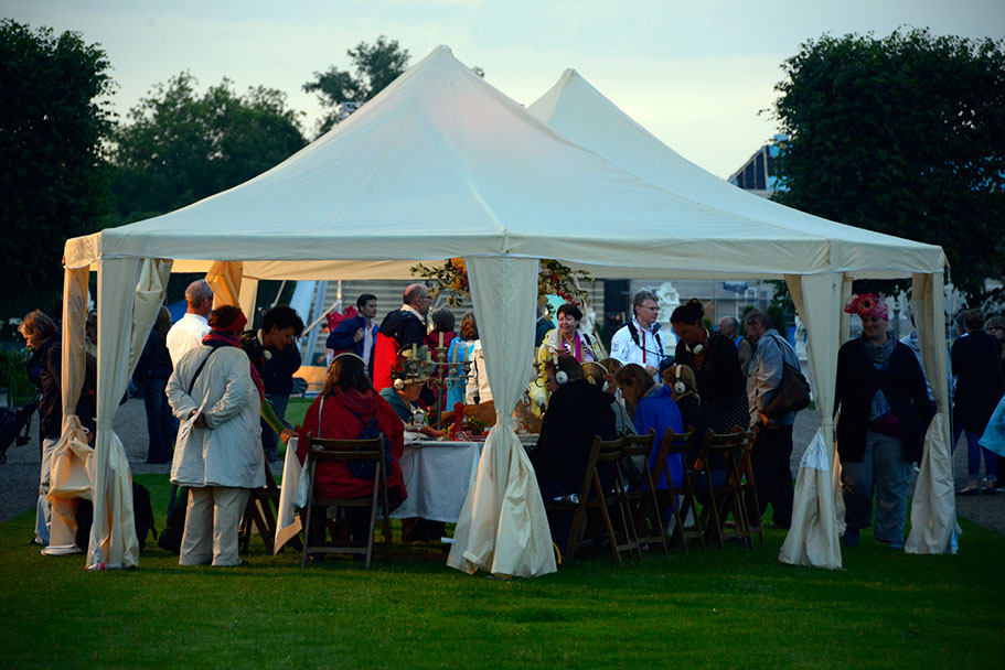 KF-37635-120710-cMahramzadeh