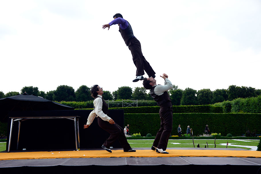 KF-35745-120710-cMahramzadeh