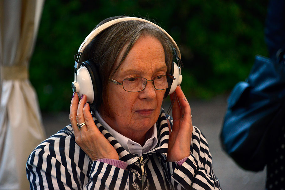 KF-37355-120710-cMahramzadeh