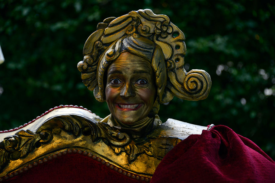 KF-35470-120710-cMahramzadeh