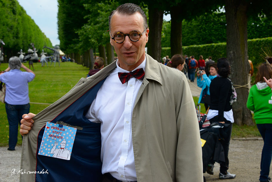 KF-39375-120711-cMahramzadeh