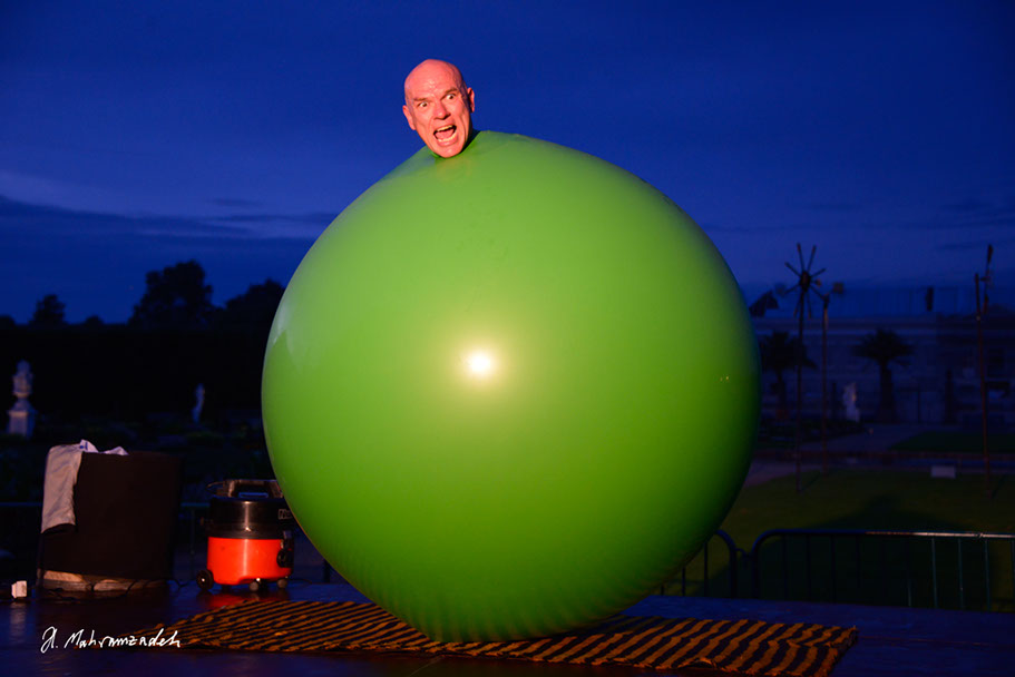 KF-44200-120711-cMahramzadeh