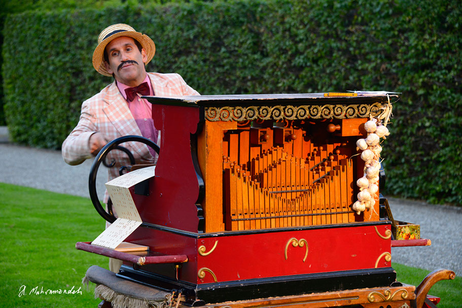 KF-42125-120711-cMahramzadeh