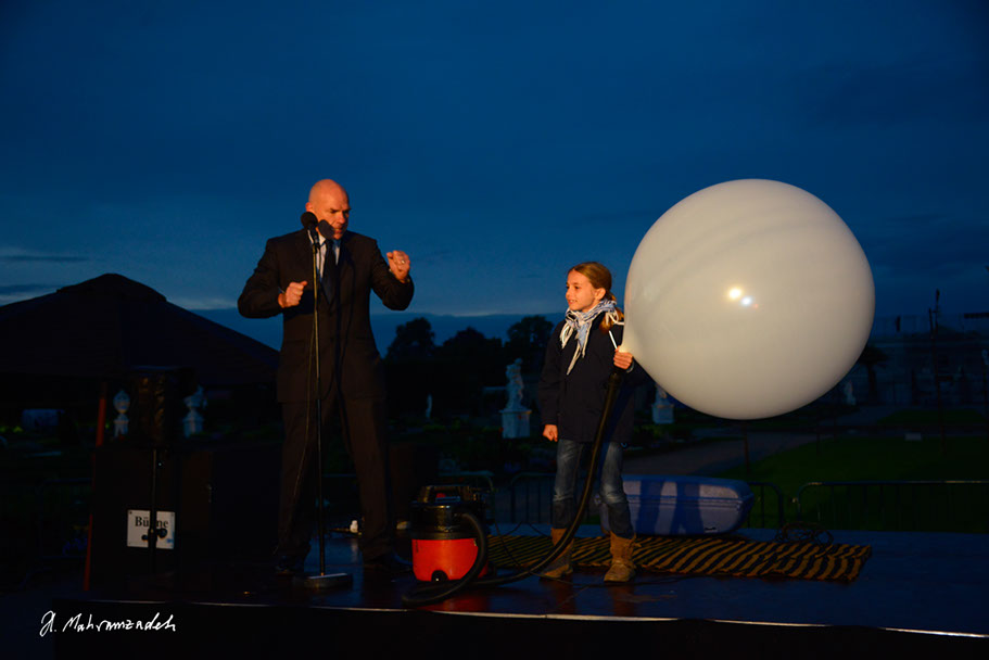 KF-43825-120711-cMahramzadeh