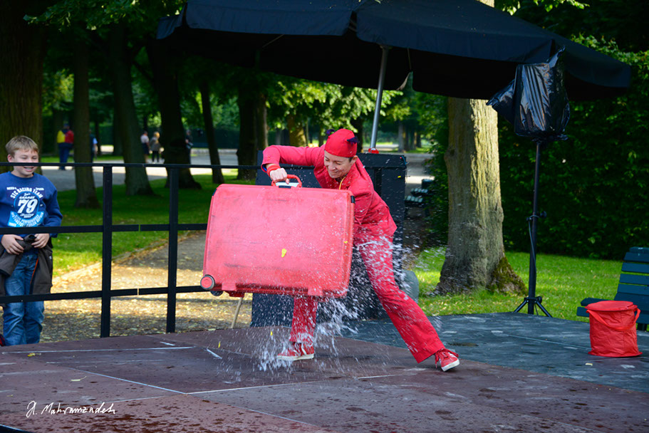 KF-40145-120711-cMahramzadeh