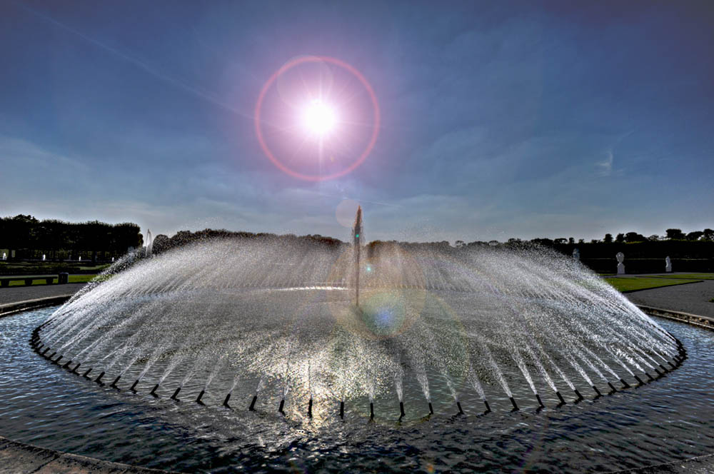 HDR-Grosser-Garten-9710-_15-_20-Glockenfontaine