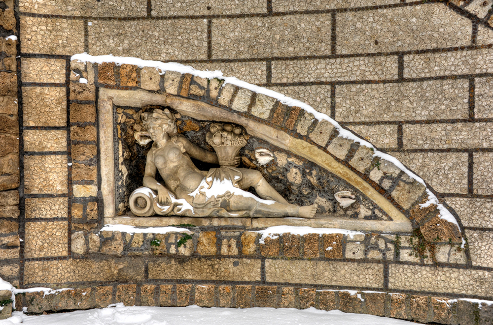 GrosserGarten-20101203-Mahramzadeh-20750-_55-_60-Kasskade-Frau