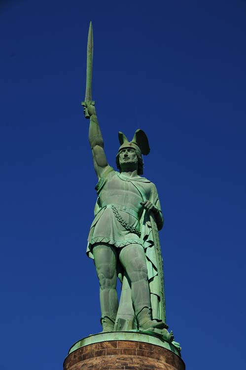 Hermannsdenkmal-0352-Mah
