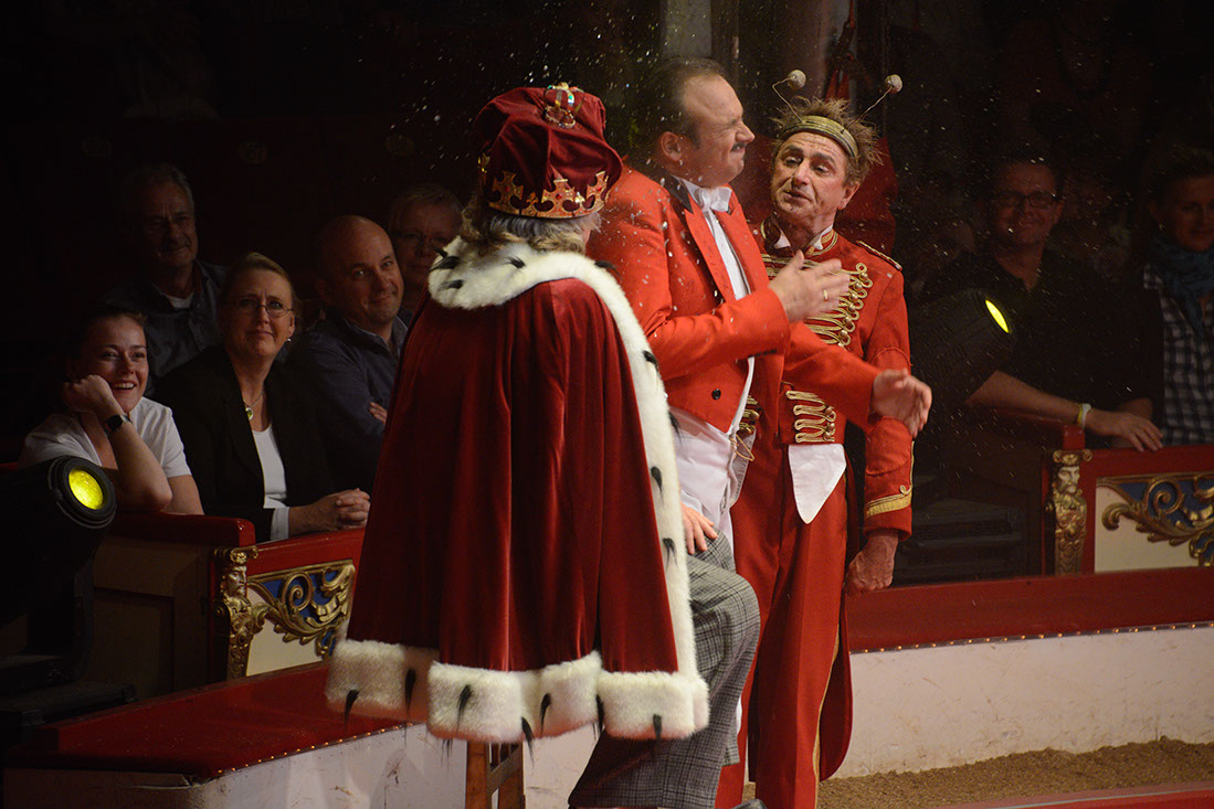 Roncalli-131125-120830-cMahramzadeh