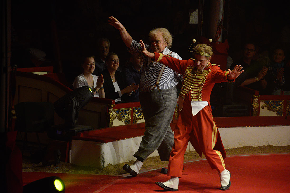 Roncalli-131130-120830-cMahramzadeh