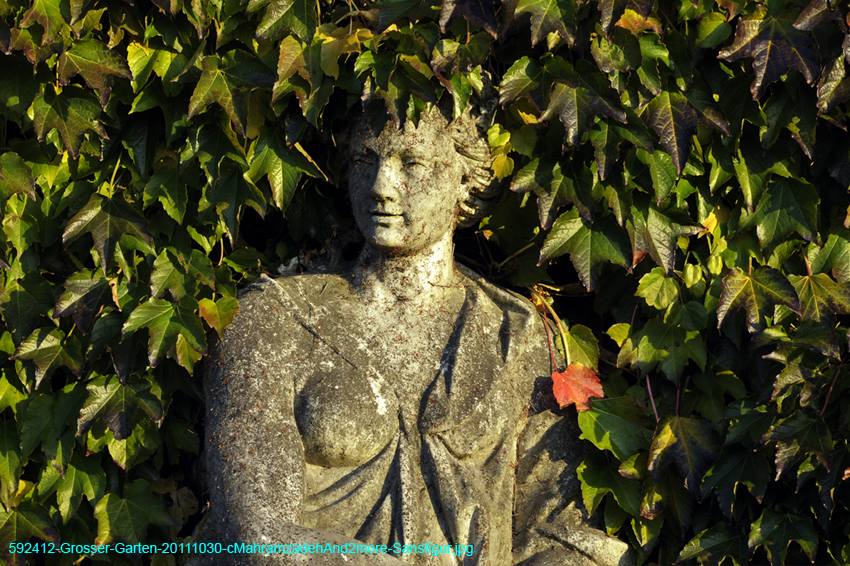 592412-Grosser-Garten-20111030-cMahramzadehAnd2more-Sansfigur
