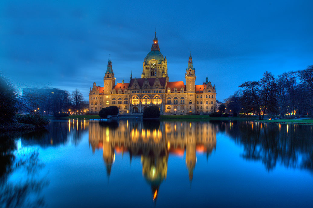 Rathaus-HDR-2016-Mahramzadeh