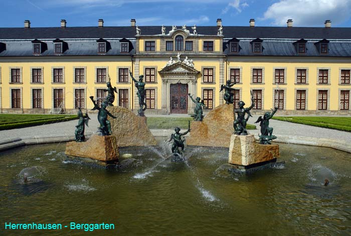 _300_02954-HH-Neptun-Brunnen