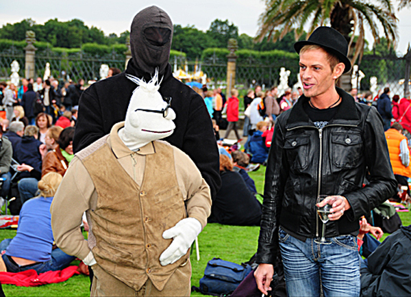 05-Buehne-7545-Momsen